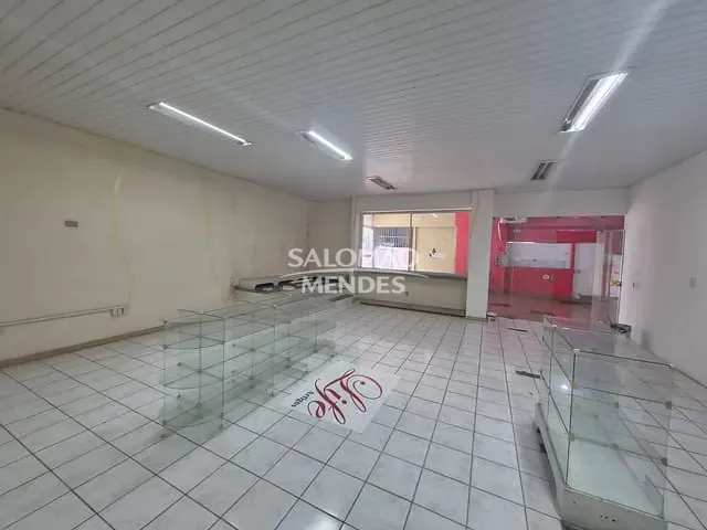 Loja para alugar, no bairro Nazaré em Belém