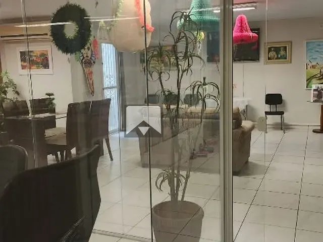 Loja com 322m², à venda, no bairro Icaraí em Niterói