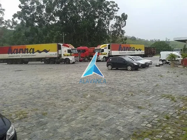 Loja com 32285m², à venda, no bairro -19.286538, -41.214801 em Resplendor
