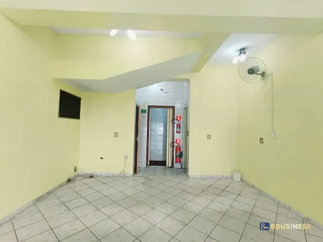 Loja com 100m², para alugar, no bairro Santa Paula em São Caetano do Sul