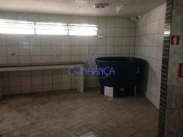 Loja com 700m², para alugar, no bairro Campo Grande em Rio de Janeiro