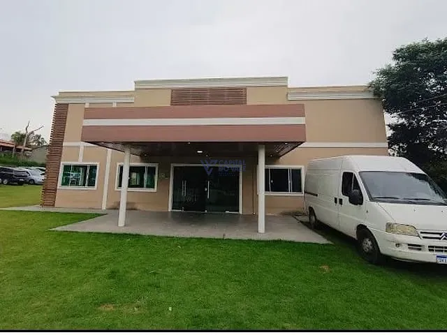 Loja com 523521m², para alugar, no bairro Jardim Santo Antônio da Boa Vista em Jacareí