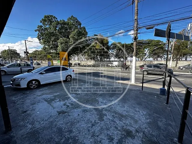 Loja com 85m², para alugar, no bairro Interlagos em São Paulo