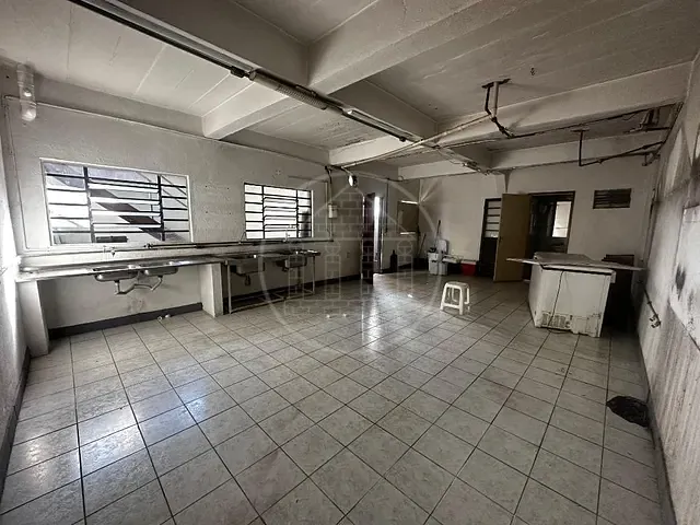 Loja com 85m², para alugar, no bairro Interlagos em São Paulo