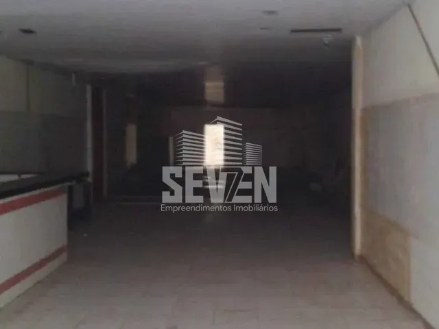 Loja com 296m², à venda, no bairro Centro em Bauru