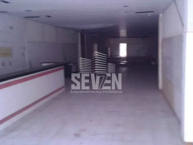 Loja com 296m², à venda, no bairro Centro em Bauru