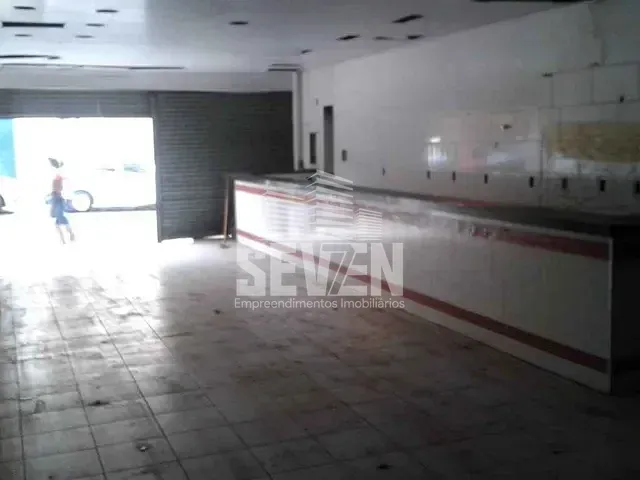Loja com 296m², à venda, no bairro Centro em Bauru