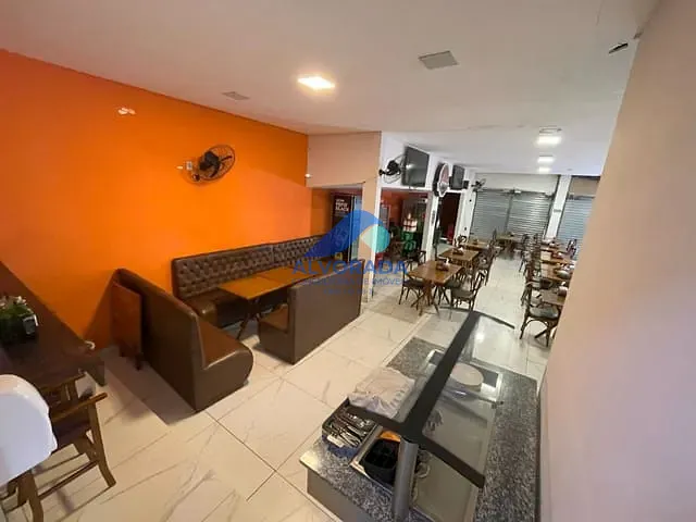Ponto com 300m², para alugar, no bairro Jardim Alvorada em São José dos Campos