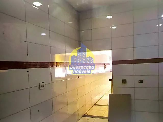 Loja com 200m², para alugar, no bairro Pestana em Osasco