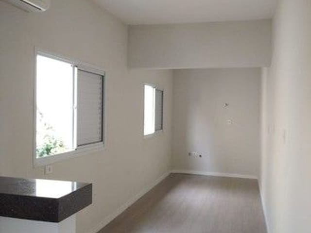 Foto do Loja - Salão para alugar, 120 m² por R$ 2.800,00/mês - Jardim das Indústrias - São José dos Campos/SP | INDEPENDENCE NEGOCIOS IMOBILIARIOS LTDA