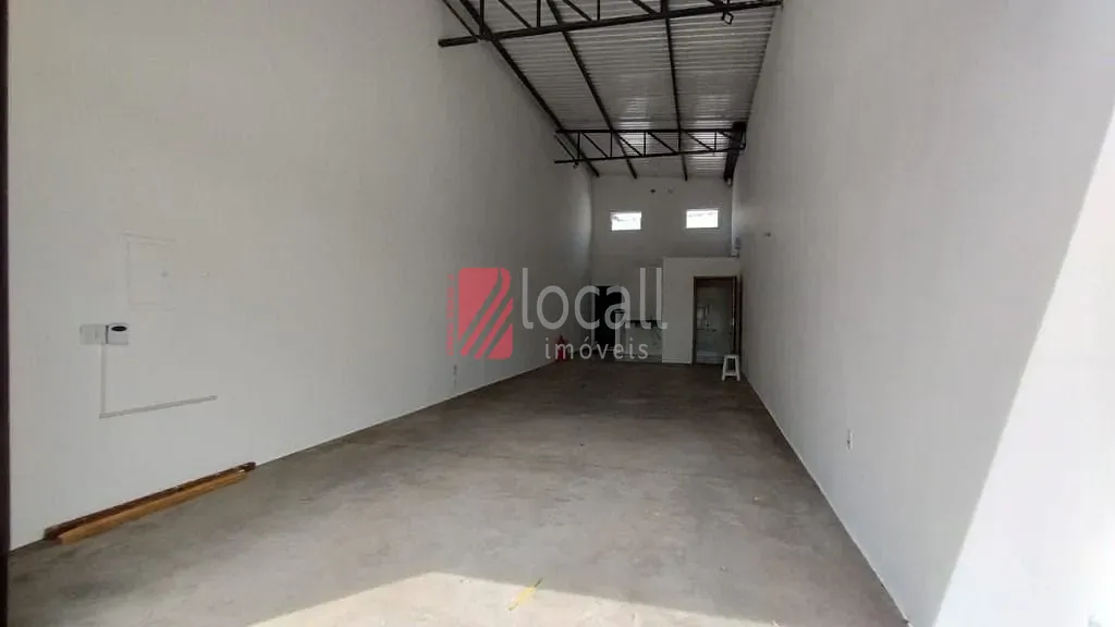 Loja / Salão / Ponto Comercial  para aluguel, 76m² — foto 2 de 5