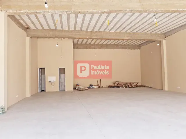 Loja com 210m², à venda ou para alugar, no bairro Vila Constanca em São Paulo