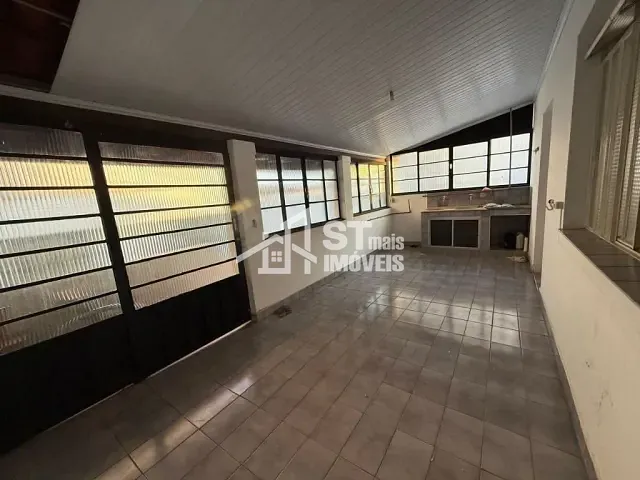 Loja com 314m², à venda, no bairro Centro em Andradas