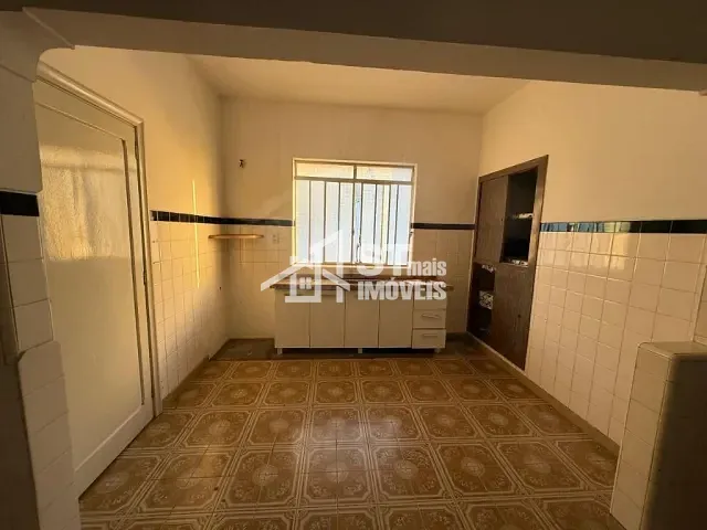 Loja com 314m², à venda, no bairro Centro em Andradas