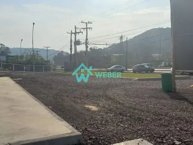 Loja com 1300m², para alugar, no bairro São José em Novo Hamburgo