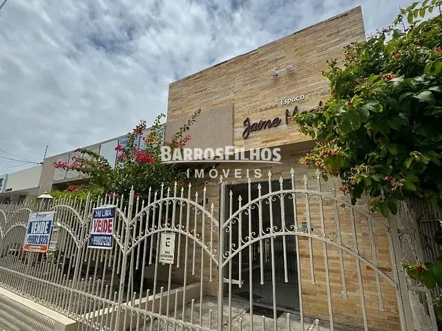 Loja com 300m², à venda, no bairro Salgado Filho em Aracaju