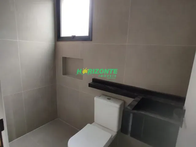 Loja com 300m², para alugar, no bairro Urbanova em São José dos Campos