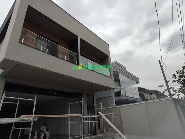 Loja com 300m², para alugar, no bairro Urbanova em São José dos Campos