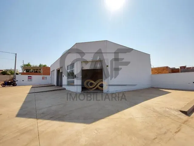 Loja com 60m², para alugar, no bairro Área Rural de Santo Antônio de Posse em Santo Antônio de Posse