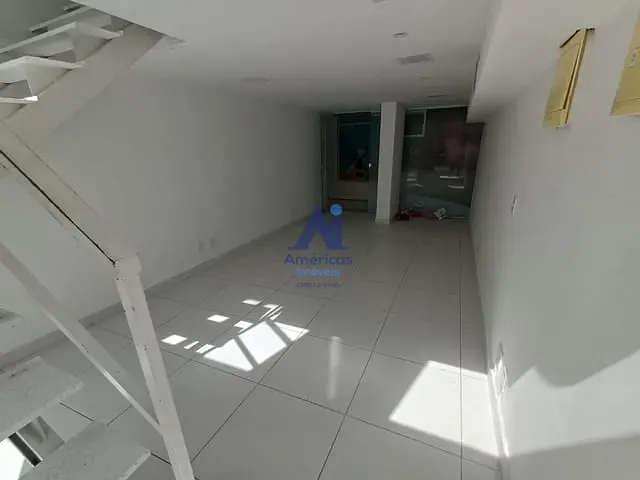 Loja para alugar, no bairro Recreio dos Bandeirantes em Rio de Janeiro