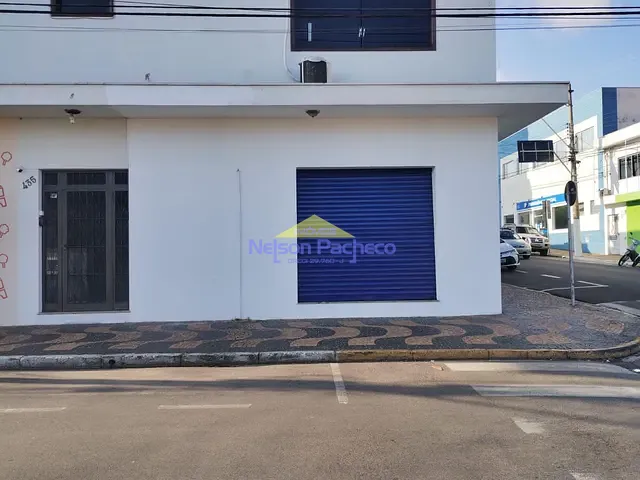 Loja com 177m², para alugar, no bairro Centro em Capivari