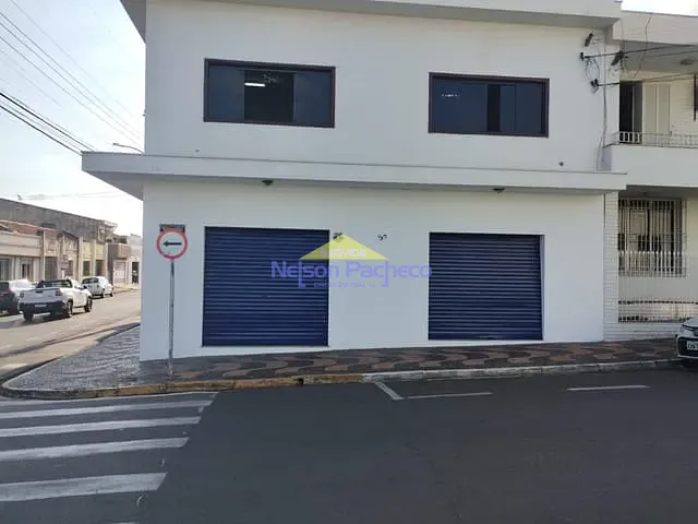 Loja com 177m², para alugar, no bairro Centro em Capivari