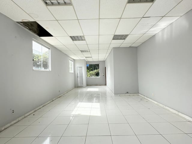 Foto do Loja - Sala comercial para locação com 54 metros e dois baneiros, Bairro Itapoa, Belo Horizonte | Deltalar Imóveis