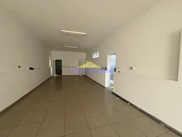 Loja com 278m², para alugar, no bairro Centro em Capivari