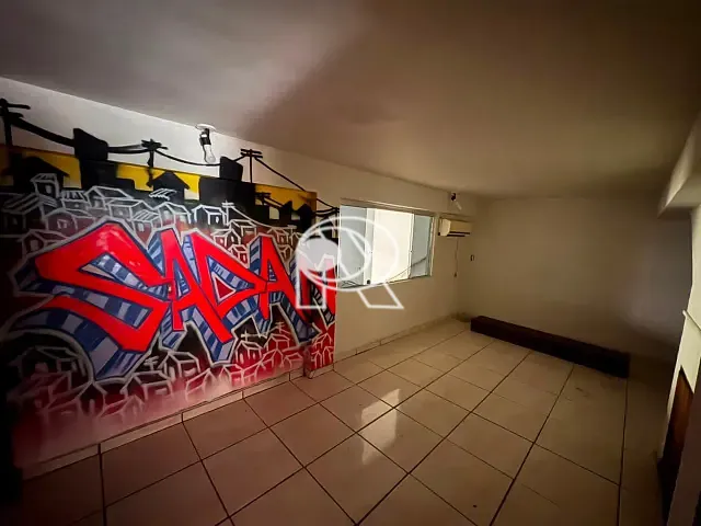 Loja para alugar, no bairro centro em Registro