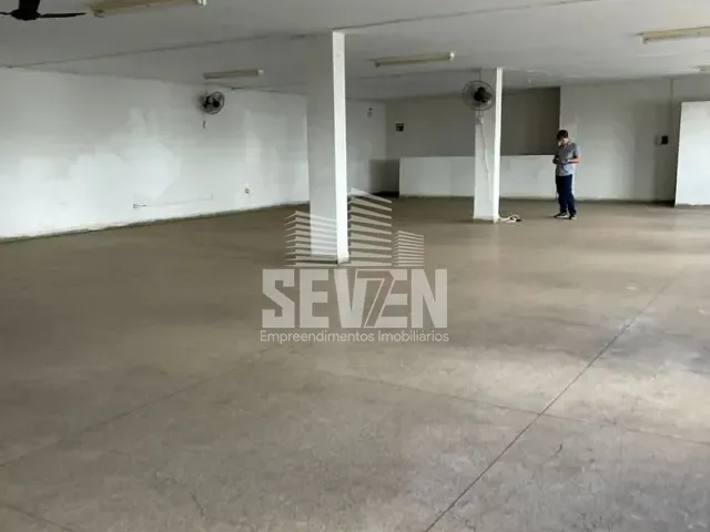 Loja com 300m², para alugar, no bairro Jardim Flórida em Bauru