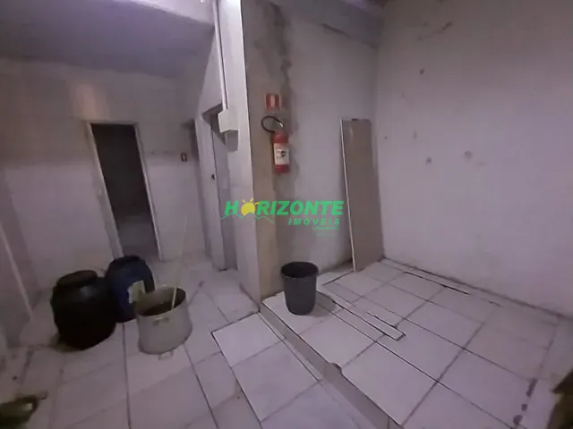 Loja com 300m², para alugar, no bairro Centro em São José dos Campos