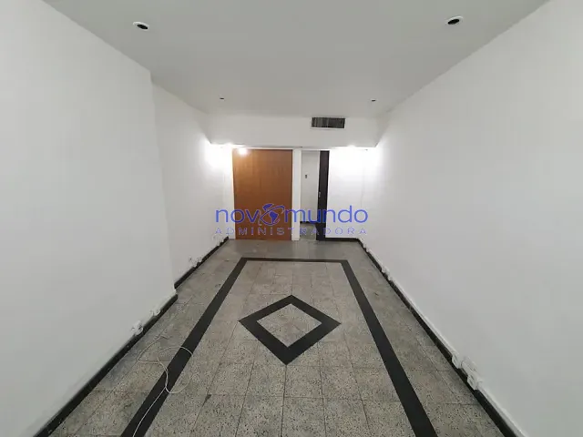 Loja com 33m², à venda ou para alugar, no bairro Centro em Rio de Janeiro