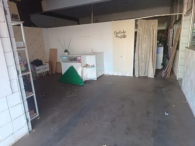 Loja com 340m², para alugar, no bairro Centro em Artur Nogueira