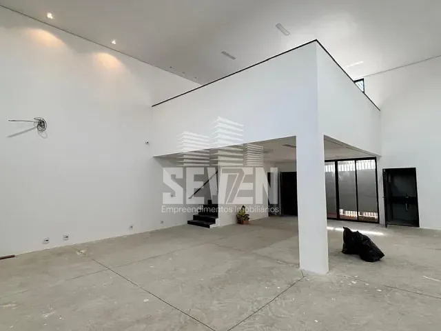 Loja com 242m², à venda ou para alugar, no bairro Jardim Eugênia em Bauru