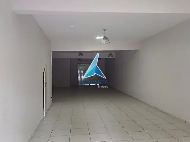 Loja com 98m², à venda ou para alugar, no bairro Centro em Governador Valadares