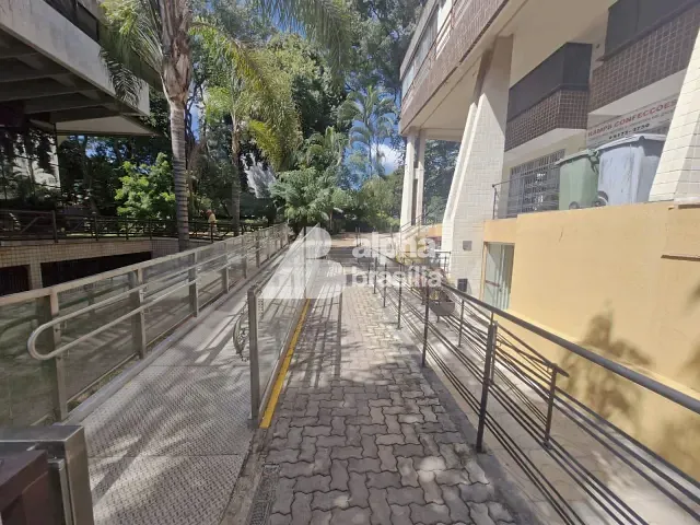 Loja com 24m², à venda, no bairro Asa Norte em Brasília
