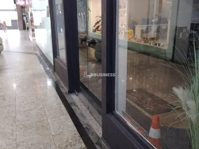 Loja para alugar, no bairro Centro em Rua Manoel Coelho