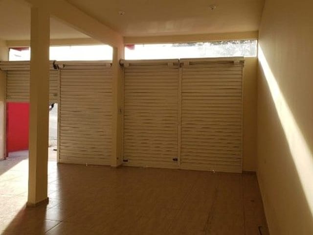 Foto do Loja - Salão para alugar, 100 m² por R$ 3.000,00/mês - Jardim Santa Rosa - São José dos Campos/SP | INDEPENDENCE NEGOCIOS IMOBILIARIOS LTDA