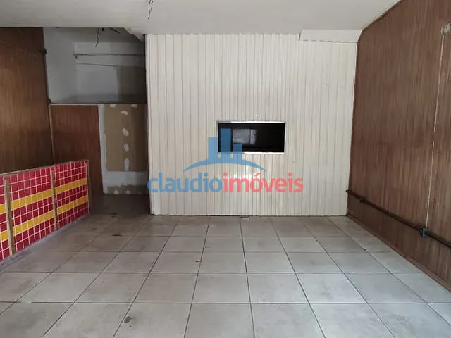 Loja para alugar, no bairro Centro em Barra Mansa