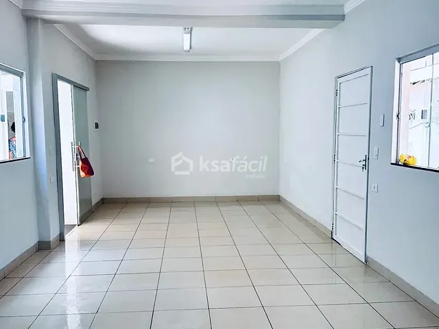 Sala com 47m², para alugar, no bairro Centro em Campo Grande