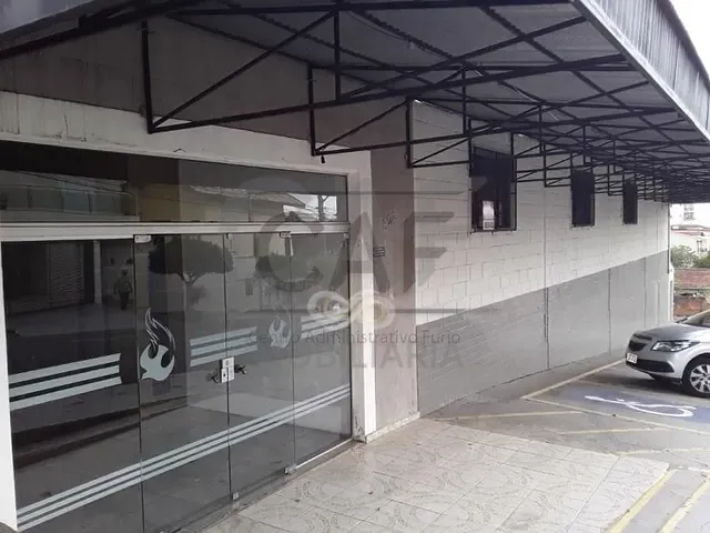 Loja com 794m², à venda, no bairro Centro em Jaguariúna