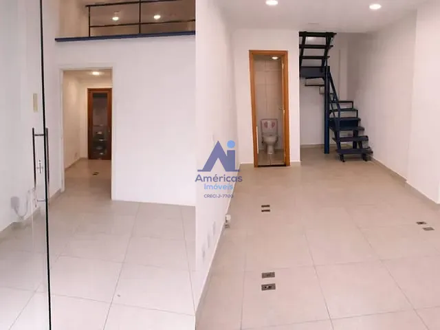 Loja à venda ou para alugar, no bairro Recreio dos Bandeirantes em Rio de Janeiro