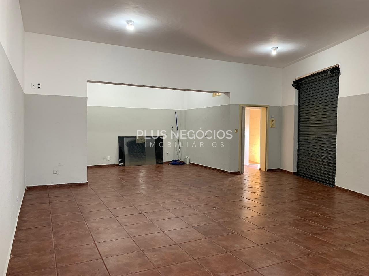 Loja-Salão para alugar, 67m² - Foto 4