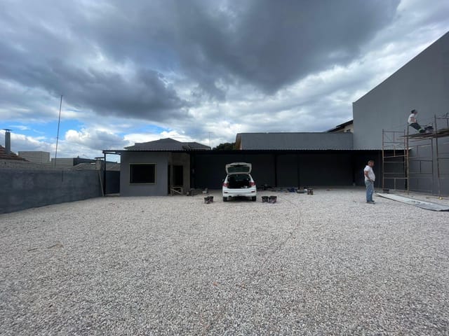 Locação - Loja Nova, 378 m², Ideal para Estacionamento - Nova Rússia, Ponta Grossa.