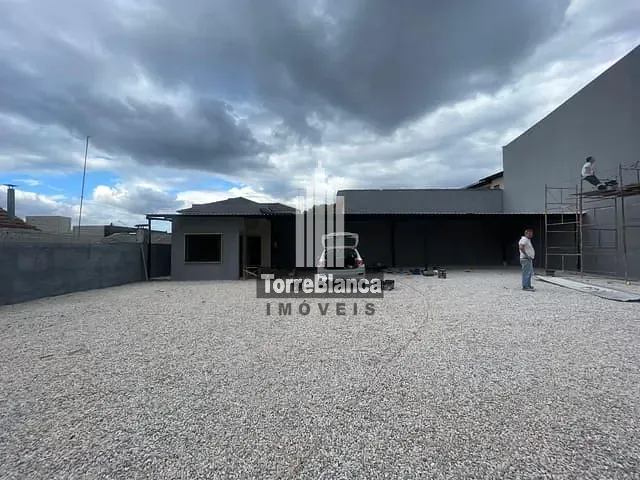 Loja com 378m², para alugar, no bairro Nova Rússia em Ponta Grossa