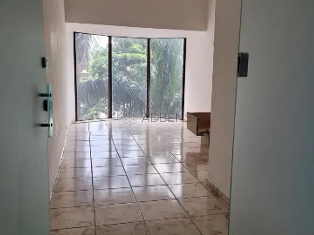 Loja à venda, no bairro Jardim Paulistano em São Paulo