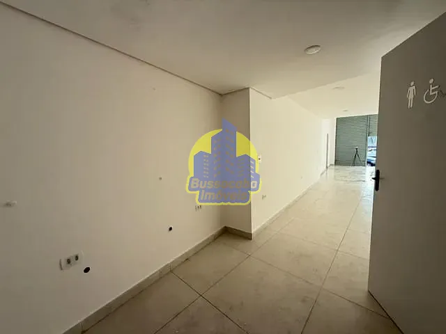 Loja com 150m², para alugar, no bairro Umuarama em Osasco