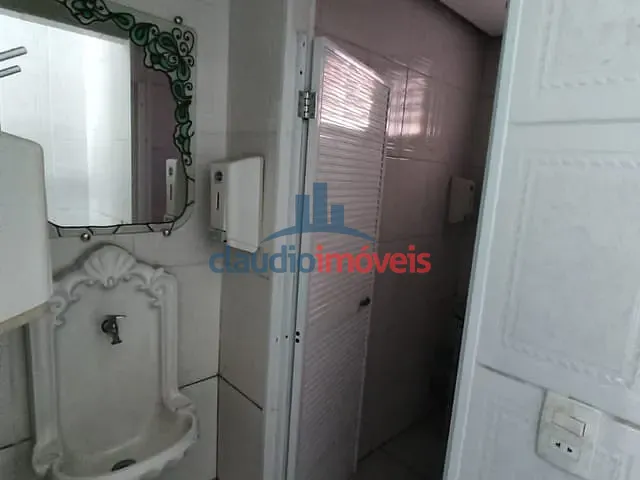 Ponto com 137m², à venda ou para alugar, no bairro Aterrado em Volta Redonda