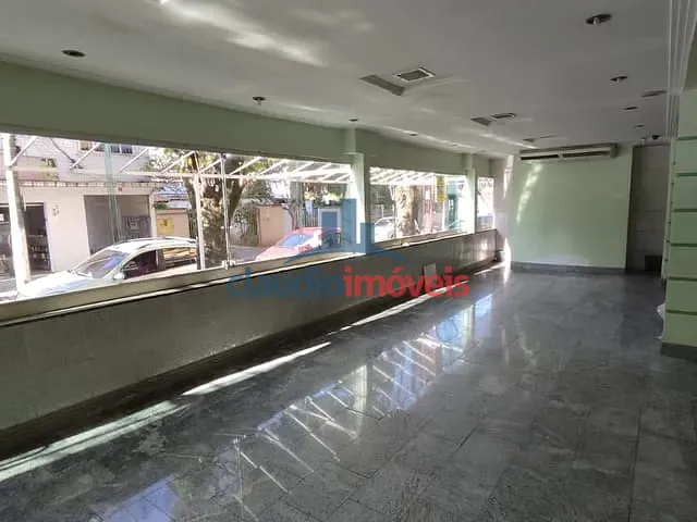 Ponto com 137m², à venda ou para alugar, no bairro Aterrado em Volta Redonda