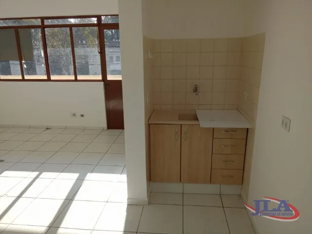 Sala para alugar, no bairro Ahú em Curitiba